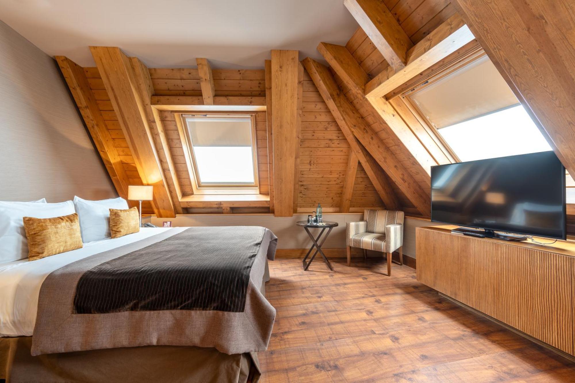 Hotel Val De Neu G.L. Baqueira Beret Dış mekan fotoğraf