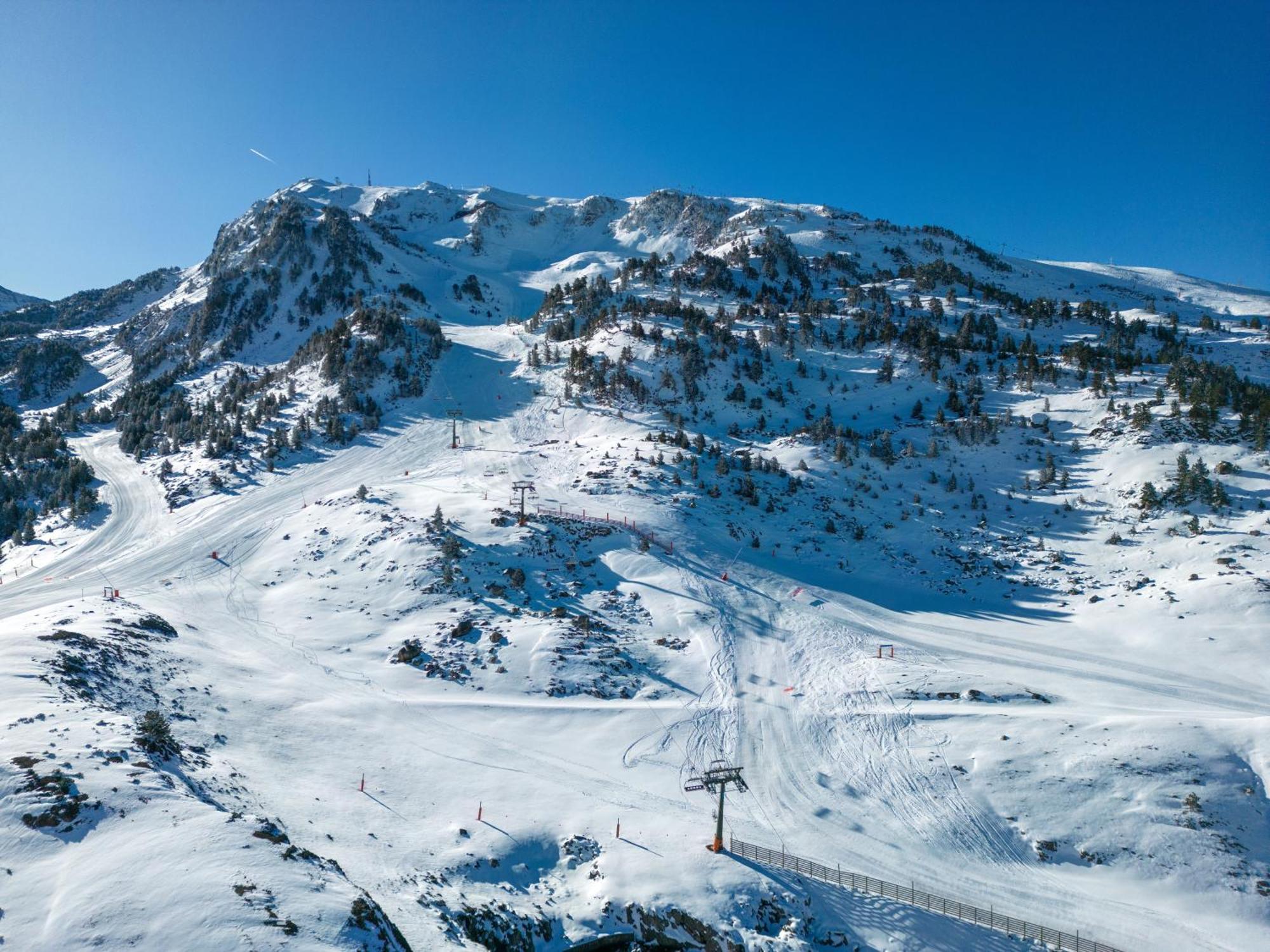 Hotel Val De Neu G.L. Baqueira Beret Dış mekan fotoğraf