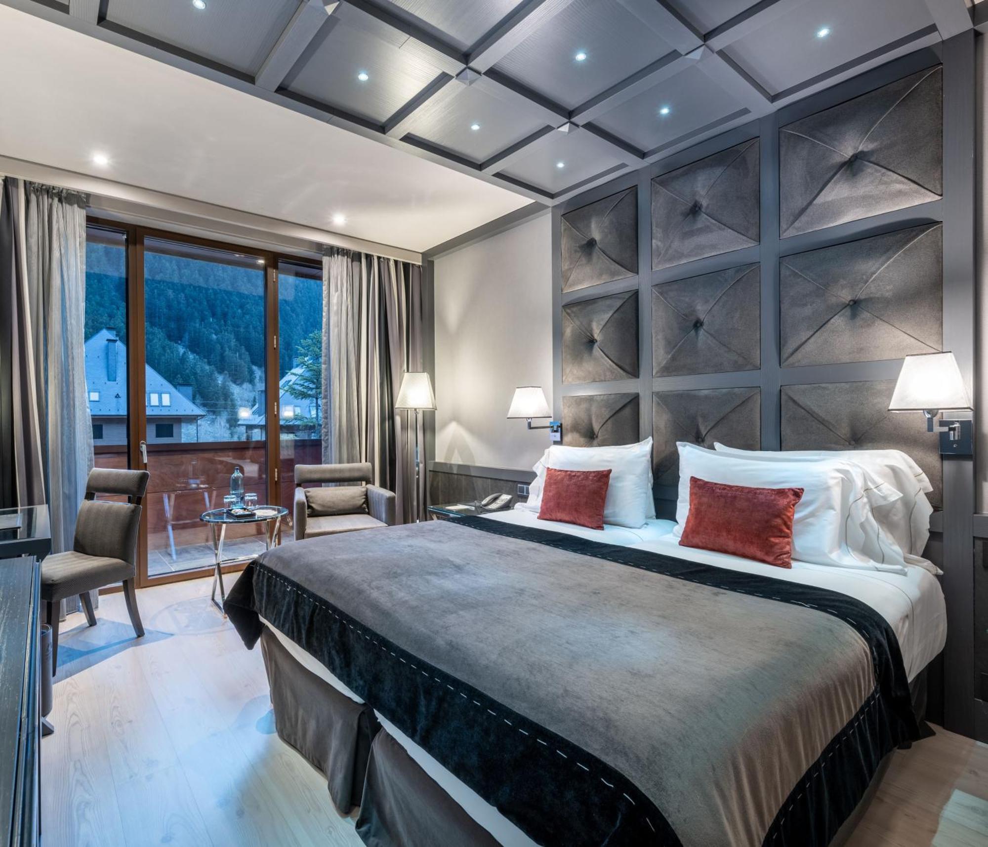 Hotel Val De Neu G.L. Baqueira Beret Dış mekan fotoğraf